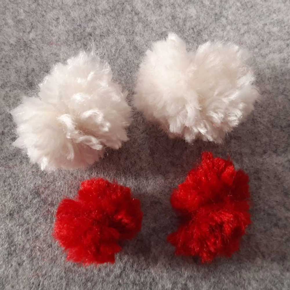 decorative pompoms